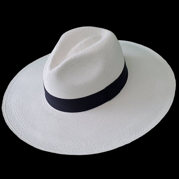 M.A.M.A. - Yacht Women\'s White Straw Hat, Black Ribbon